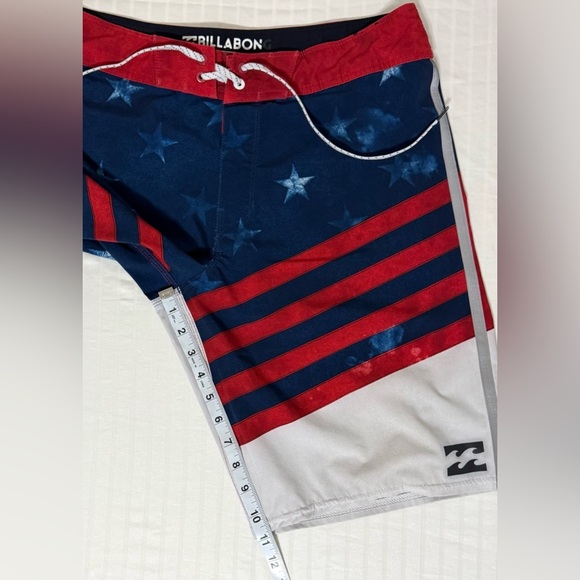 Billabong Board Shorts Swim Trunks American Flag Patriotic Stars Stripes Size 32 - Picture 10 of 14